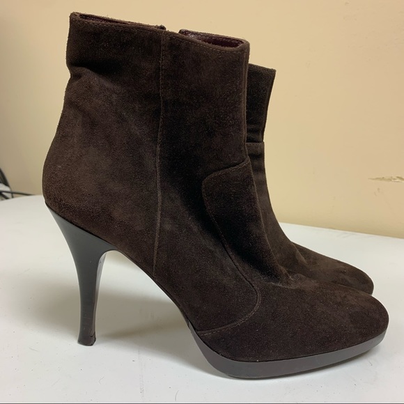 EUC Via Spiga 8.5 Brown Suede Heel Booties - Picture 3 of 5